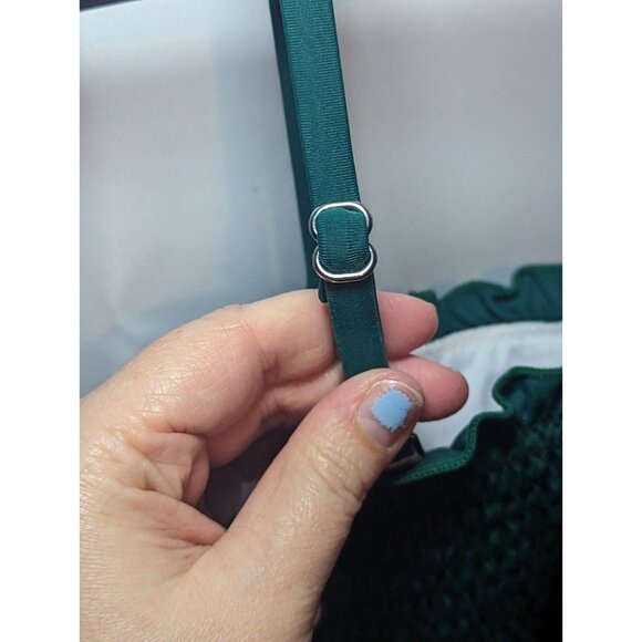 Cupshe Army Green Ruffle Swim Top Size Small - Picture 4 of 10